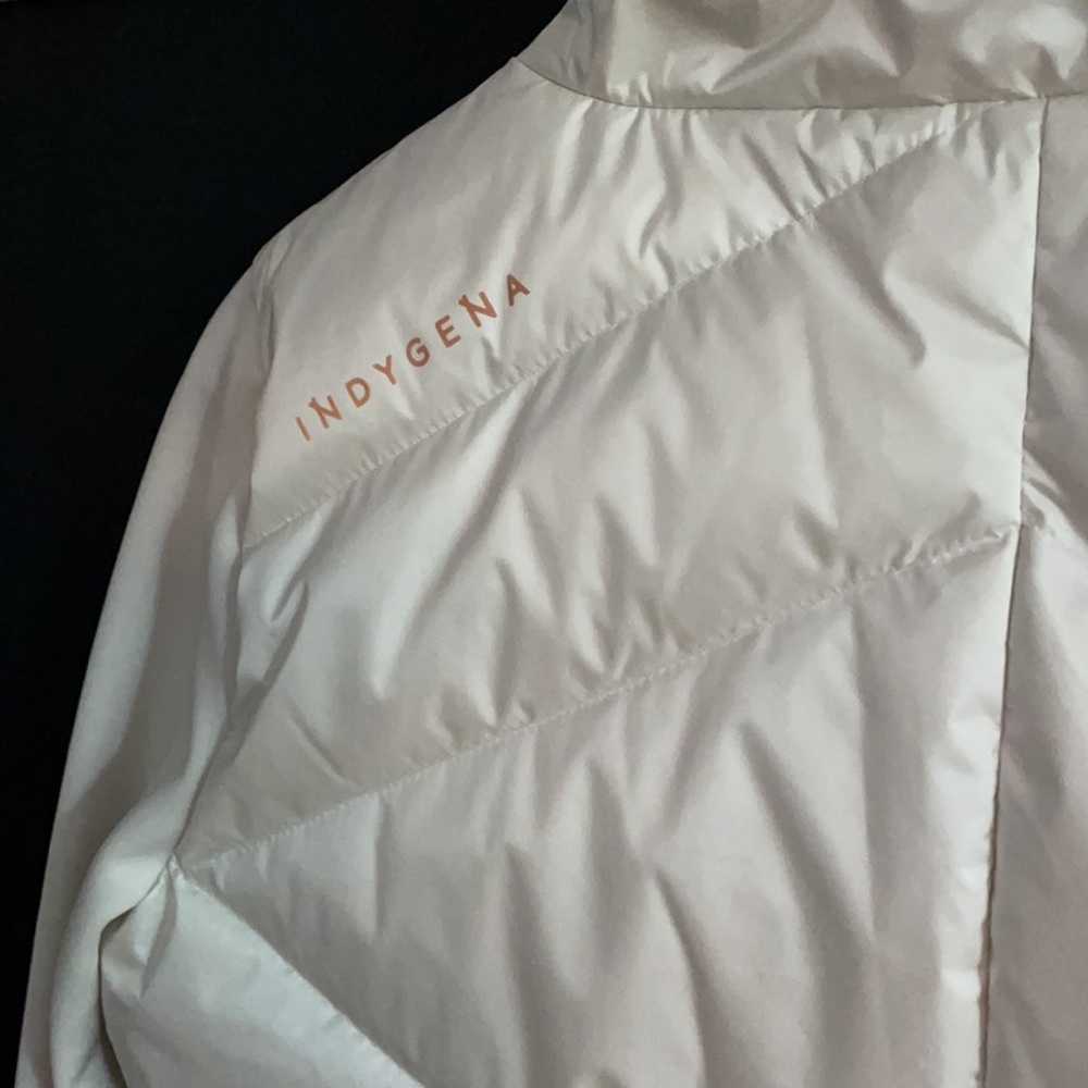 🇨🇦 INDYGENA Poplun II Insulated Sweater - Picture 12 of 13